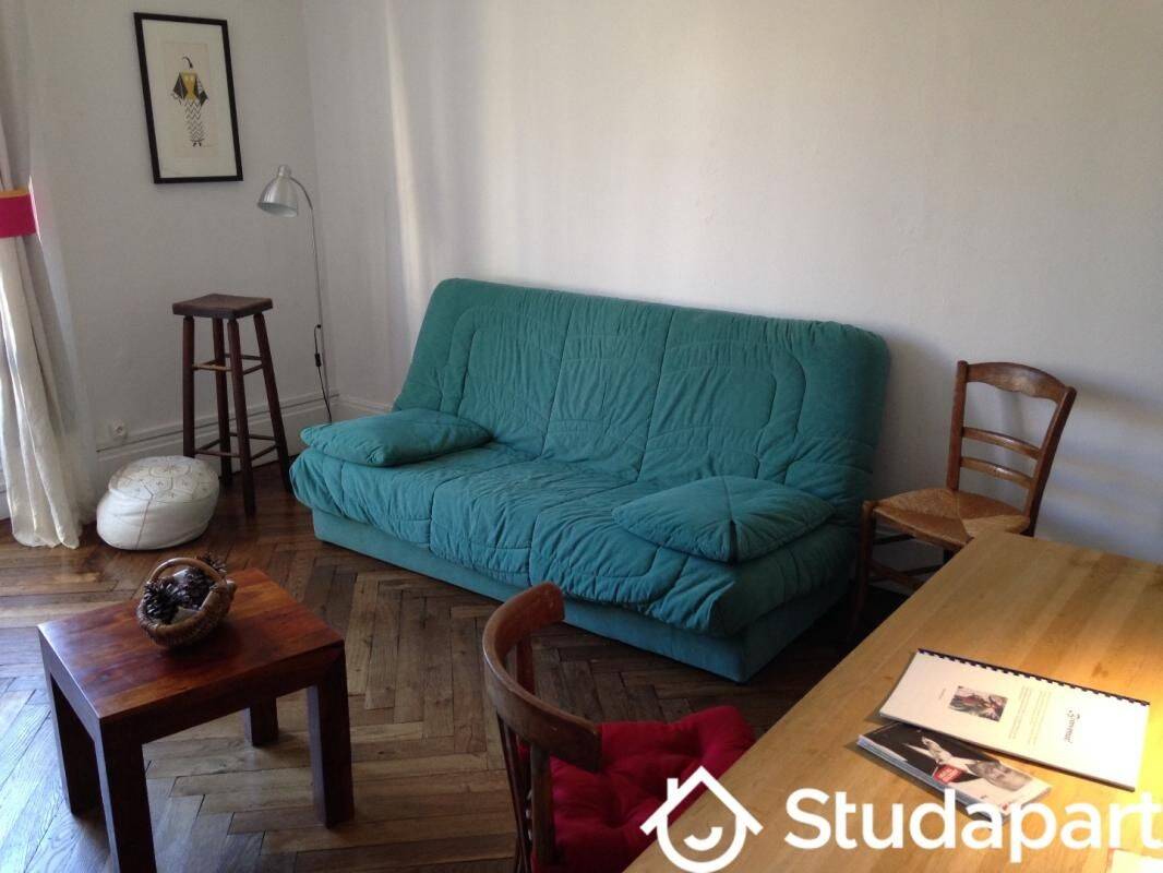 Appartement 2 pièces 57 m² · à Lyon 5ème Arrondissement · 57 m² · 975 €