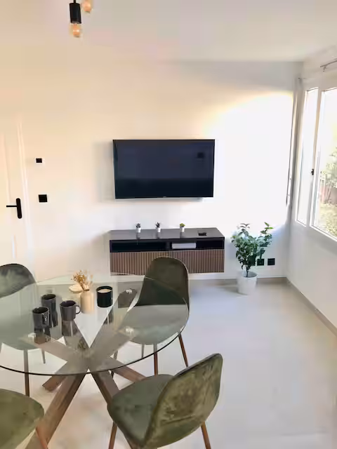 Appartement 2 pièces 43 m² · à Marseille 8ème Arrondissement · 43 m² · 1 190 €/mois