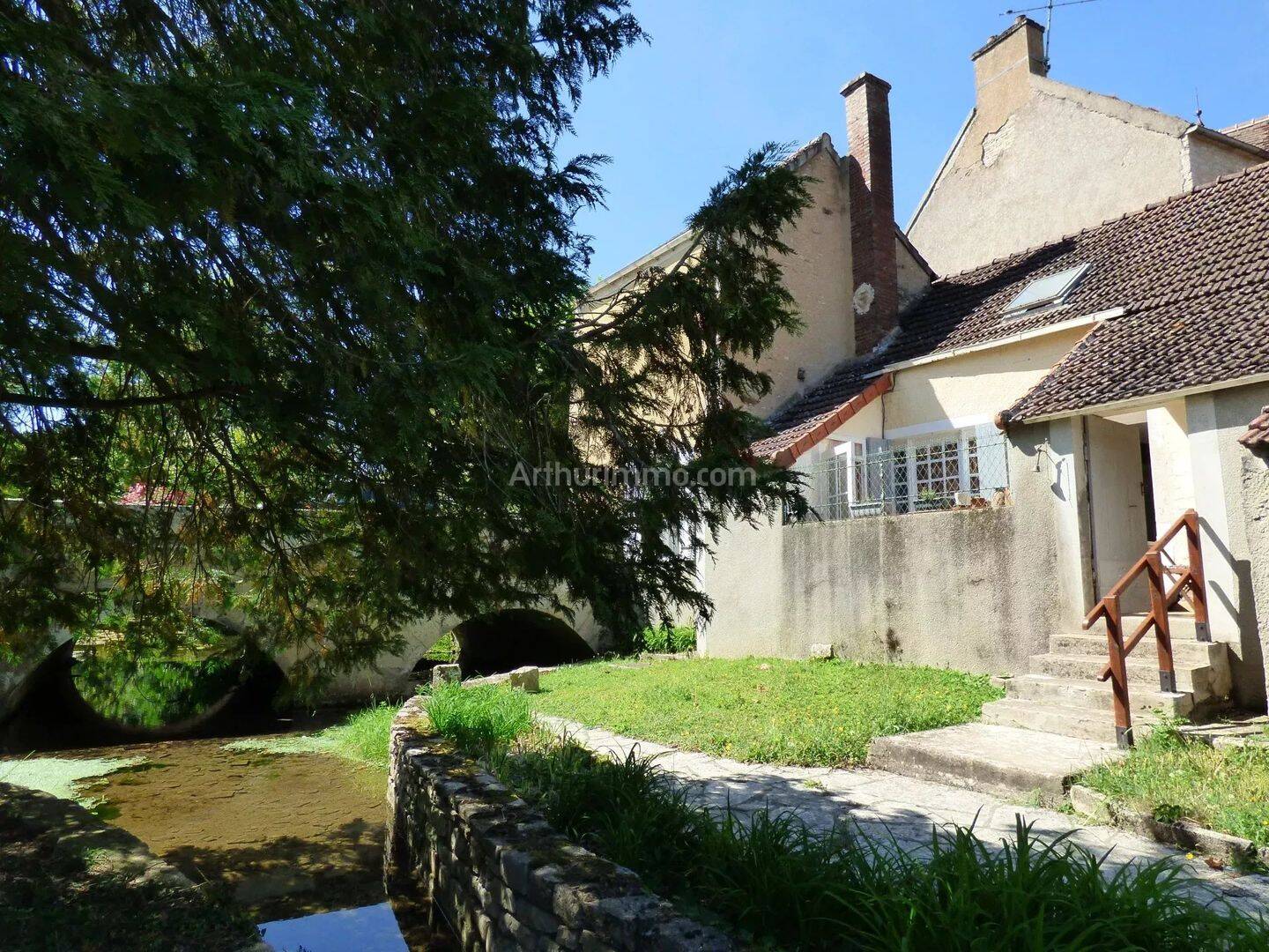Maison 7 pièces 106 m² · à Noyers · 106 m² · 149 600 €