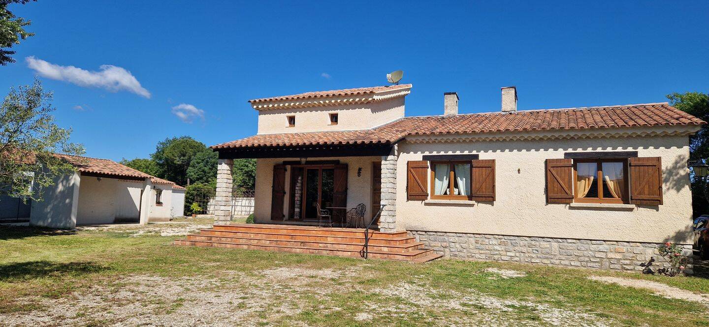Maison 6 pièces 128 m² · à Néoules · 128 m² · 428 000 €