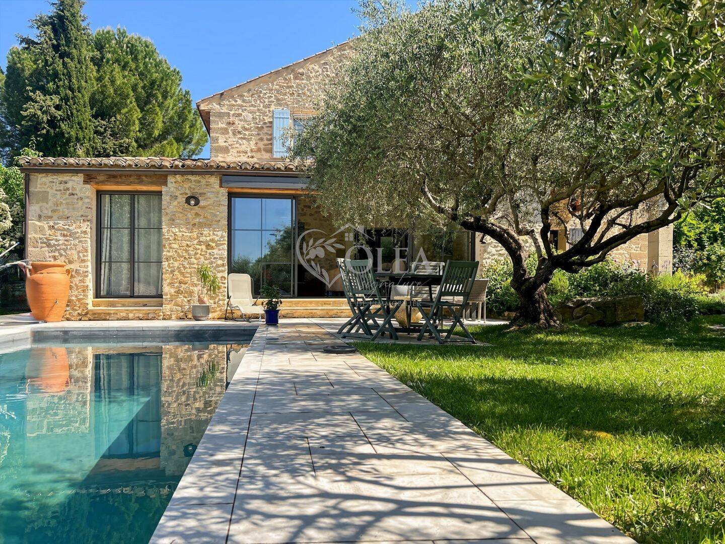 Maison 5 pièces 171 m² · à Montaren-Et-Saint-Médiers · 170,5 m² · 787 500 €