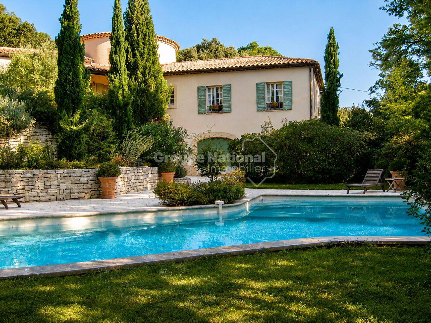Maison 6 pièces 262 m² · à Piolenc · 262 m² · 899 000 €