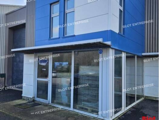 Entrepôt à louer 1 416 € 170 m² d'espace de stockage Pornichet 44380