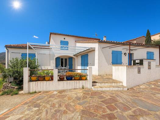 Maison à vendre 680 000 € 10 pièces 5 chambres 227 m² 1 413 m² de terrain Ouest Banyuls-sur-Mer 66650