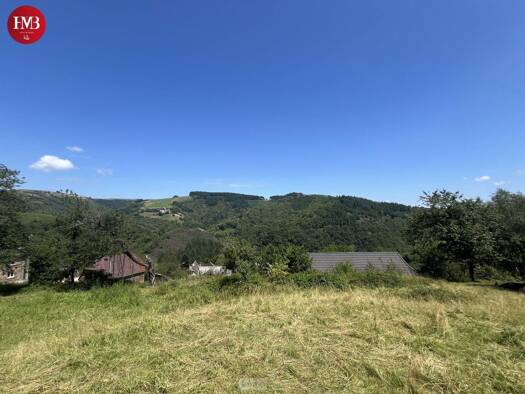 Terrain constructible à vendre 28 000 € 800 m² de terrain Montsalvy 15120