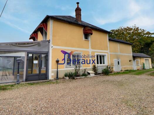 Maison à vendre 107 000 € 6 pièces 4 chambres 108,8 m² 522 m² de terrain Le Mesnil-sous-Jumièges 76480