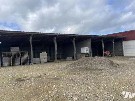 Maison à vendre 241 850 € 1 pièce 620 m² 3 106 m² de terrain Woincourt 80520