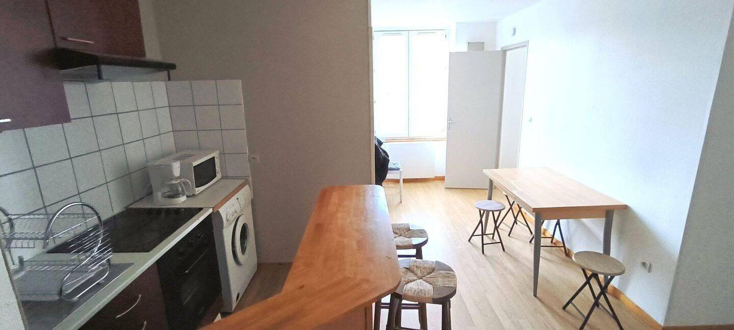 Appartement 2 pièces 34 m² · à Saint-Étienne · 34 m² · 430 €