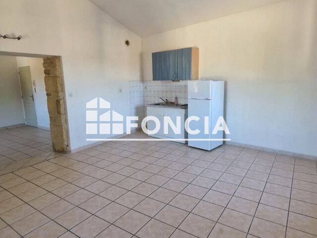 Appartement 1 pièce 41 m² · à Collias · 41,3 m² · 500 €