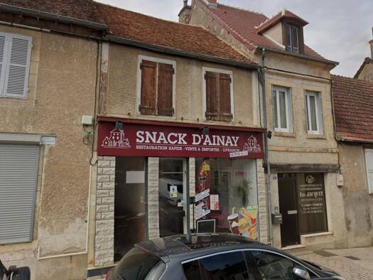 Local commercial à vendre 33 000 € 145 m² de surface de vente Ainay-le-Château 03360