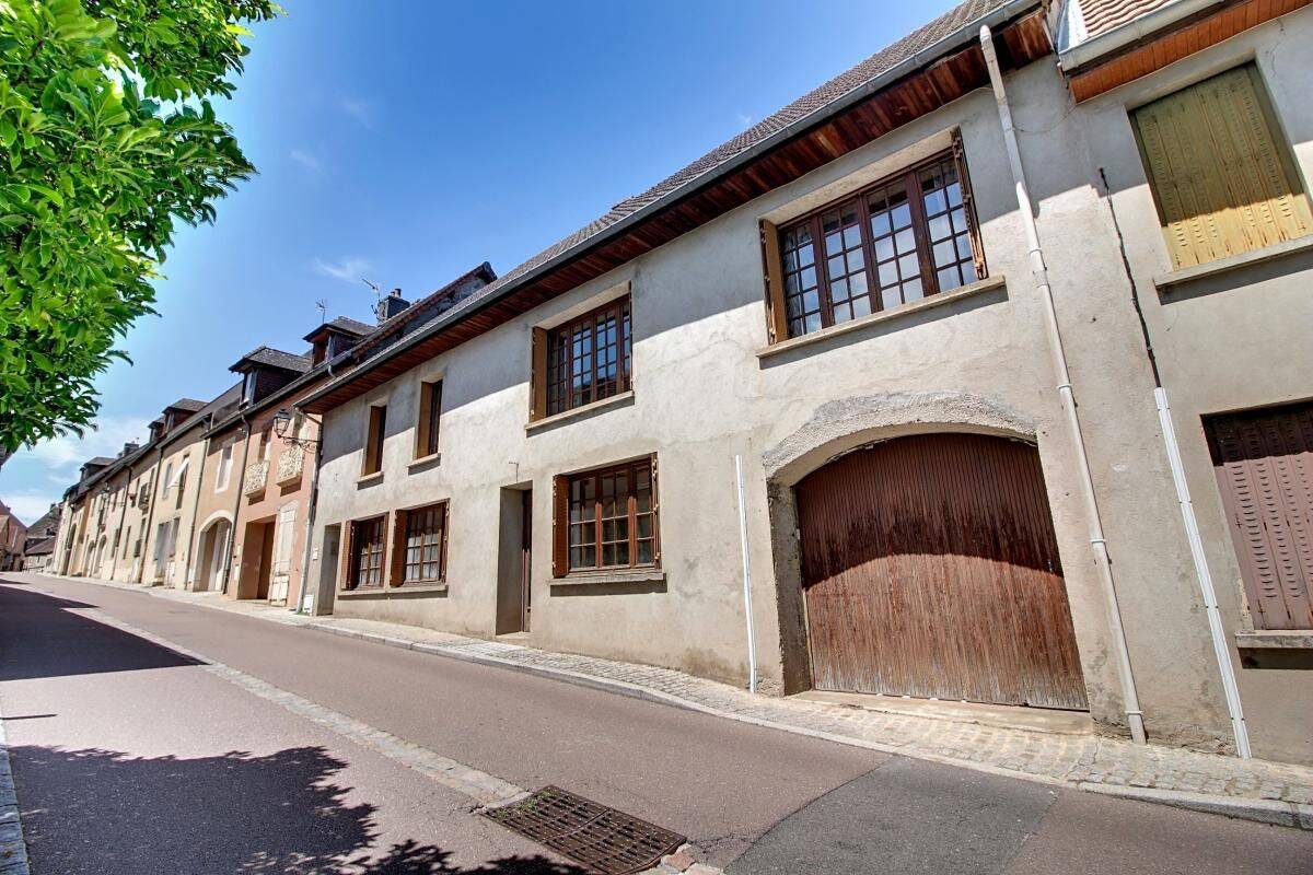 Maison 6 pièces 127 m² · à Montcenis · 127 m² · 117 000 €