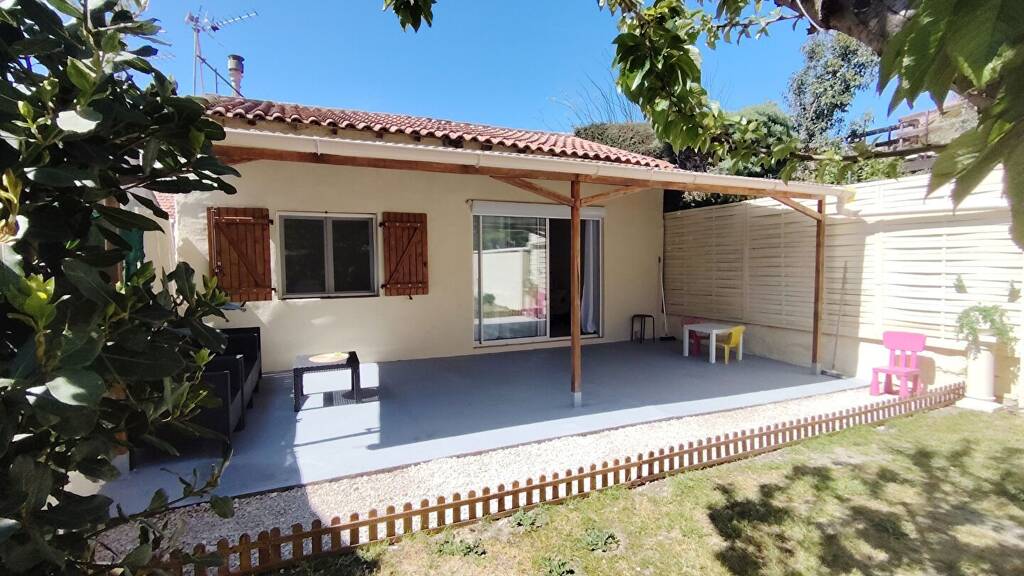 Maison de plain-pied à vendre 275 000 € 3 pièces 2 chambres 55 m² 412 m² de terrain Saint Joseph Marseille 14ème arrondissement 13014