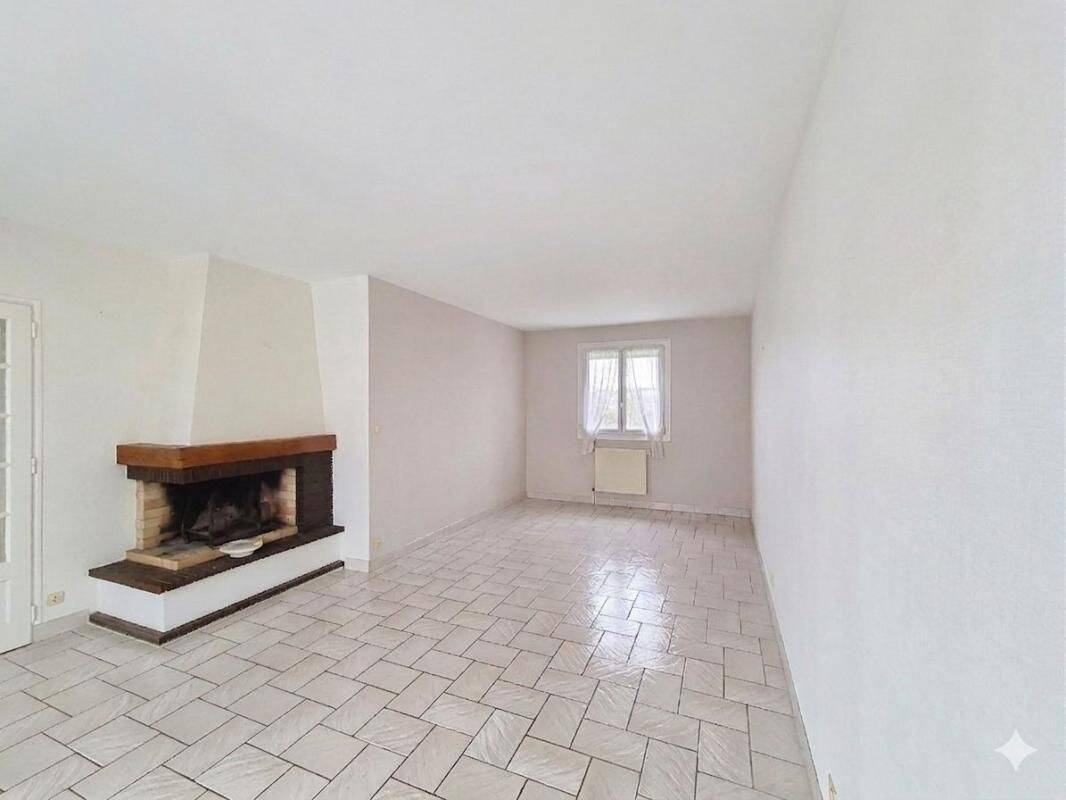 Maison 3 pièces 100 m² · à Ormes · 100 m² · 179 000 €