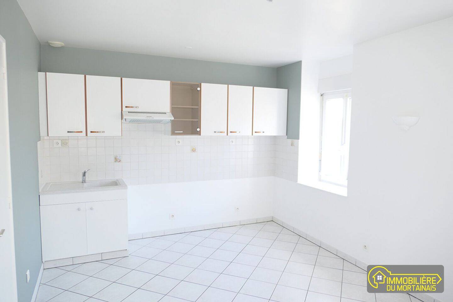 Appartement 2 pièces 32 m² · à Saint-Hilaire-du-Harcouët · 32,4 m² · 390 €