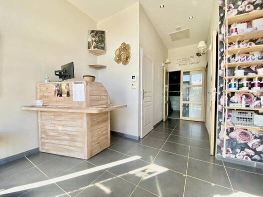 Institut de beauté à vendre Fonds de commerce 18 000 € 2 pièces 40 m² de surface de vente Saint-Rambert-d'Albon 26390