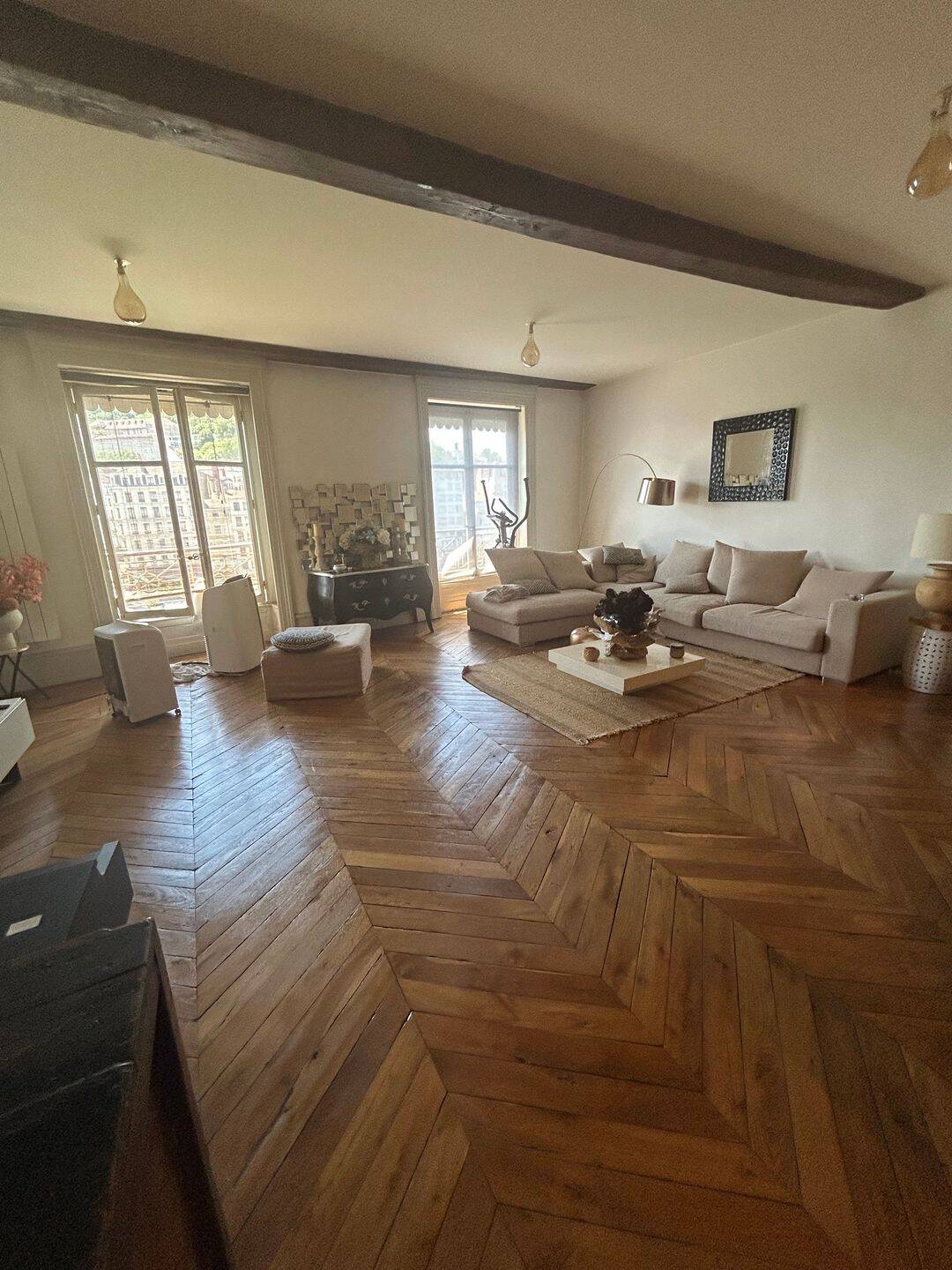 Appartement 4 pièces 130 m² · à Lyon 1er Arrondissement · 130 m² · 1 998 €/mois