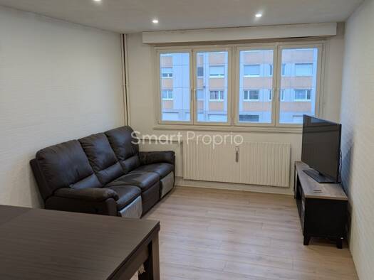 Appartement à vendre 65 000 € 3 pièces 2 chambres 65,7 m² RDC Bourtzwiller Centre Ouest Mulhouse 68200