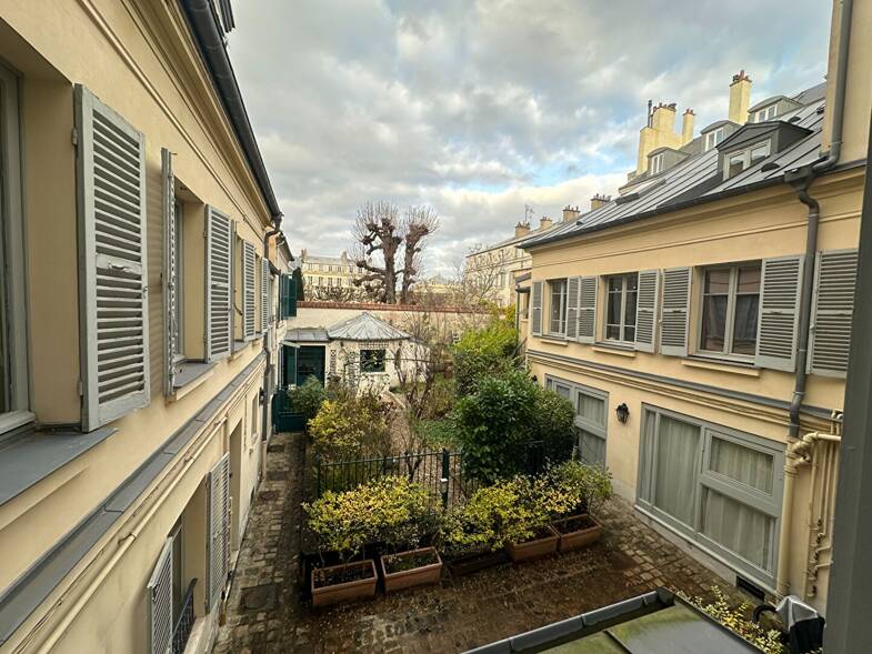 Appartement en viager occupé Bouquet 261 390 € 4 pièces 2 chambres 119 m² Étage 1/3 Notre Dame Versailles 78000
