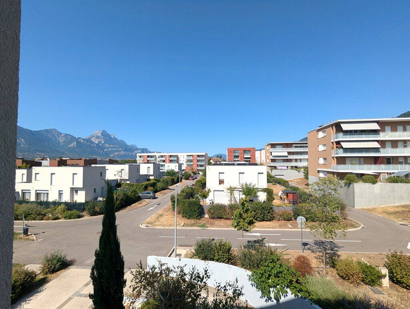 Appartement 3 pièces 65 m² · à Domène · 65 m² · 242 000 €