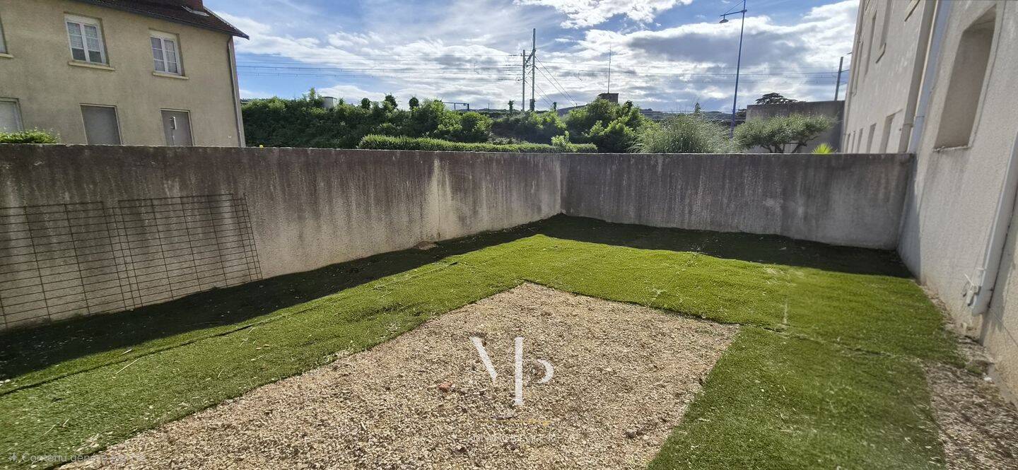 Appartement 3 pièces 56 m² · à Saint-Vallier · 56 m² · 100 000 €