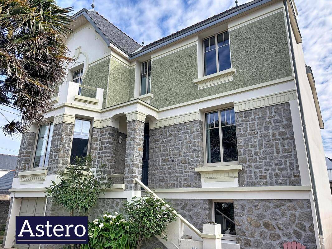Maison 7 pièces 200 m² · à Port-Louis · 200 m² · 677 000 €