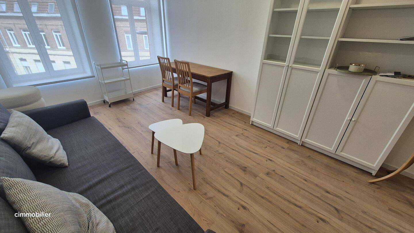 Appartement 4 pièces 50 m² · à Lille · 50 m² · 880 €