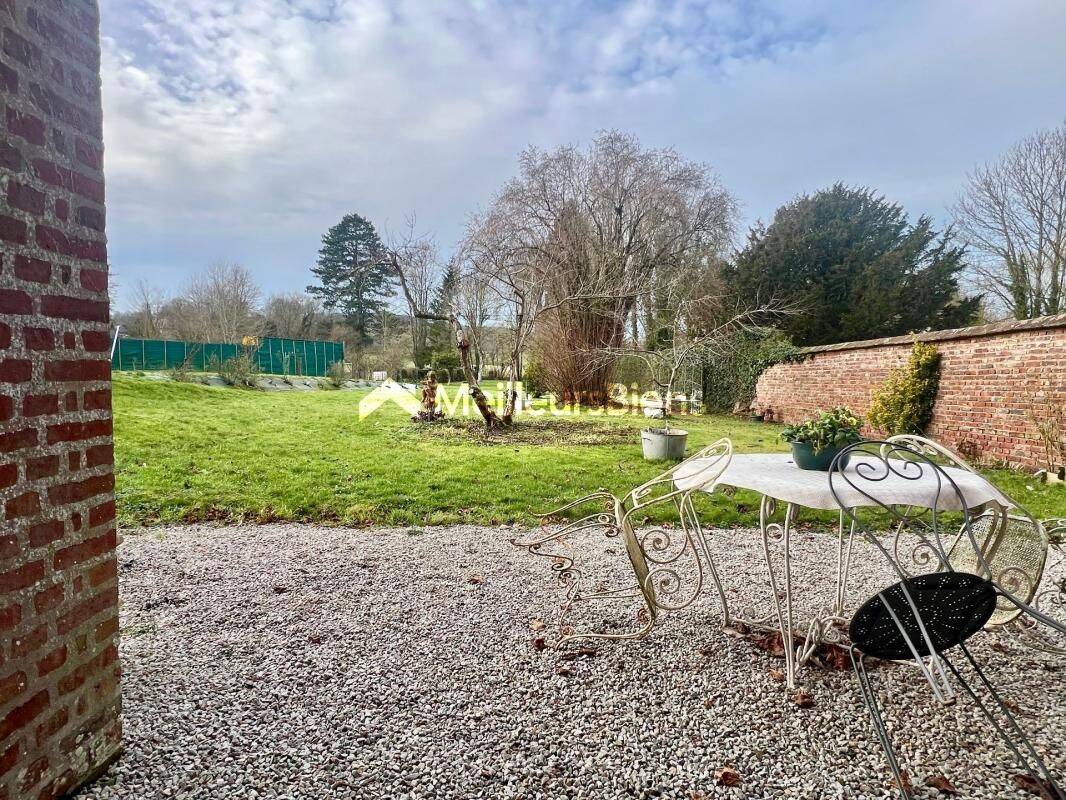 Maison 8 pièces 247 m² · à Grandcourt · 247 m² · 249 900 €