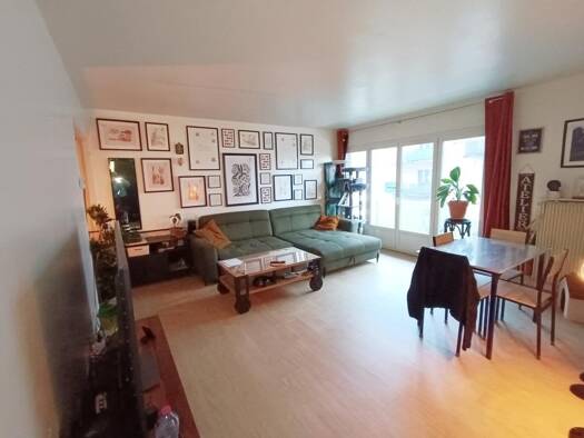 Appartement à vendre 165 000 € 3 pièces 2 chambres 70 m² Étage 1/6 Centre Ville Maurepas 78310