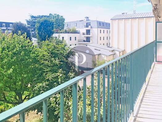 Appartement à vendre 346 500 € 4 pièces 2 chambres 80,2 m² Étage 2/9 Lion d'Or Villejuif 94800