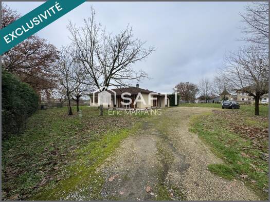 Maison de plain-pied à vendre 165 000 € 4 pièces 3 chambres 121 m² 3 800 m² de terrain Gondrin 32330