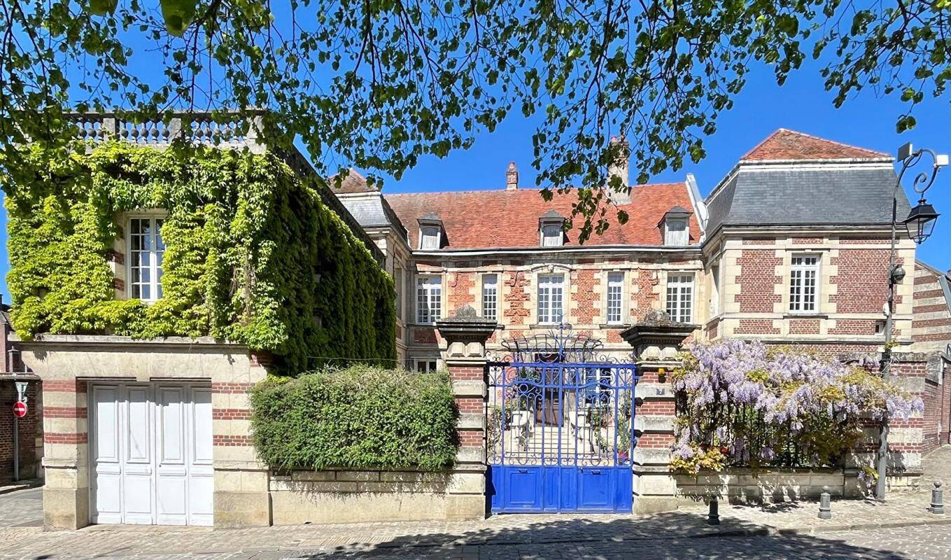 Maison 10 pièces 288 m² · à Compiègne · 288 m² · 543 000 €