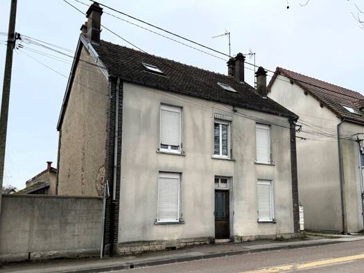 Appartement à louer 470 € 3 pièces 2 chambres 64 m² RDC Méry-sur-Seine 10170