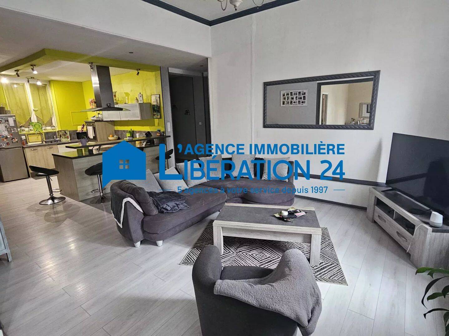 Appartement 5 pièces 128 m² · à Saint-Chamond · 128 m² · 135 000 €