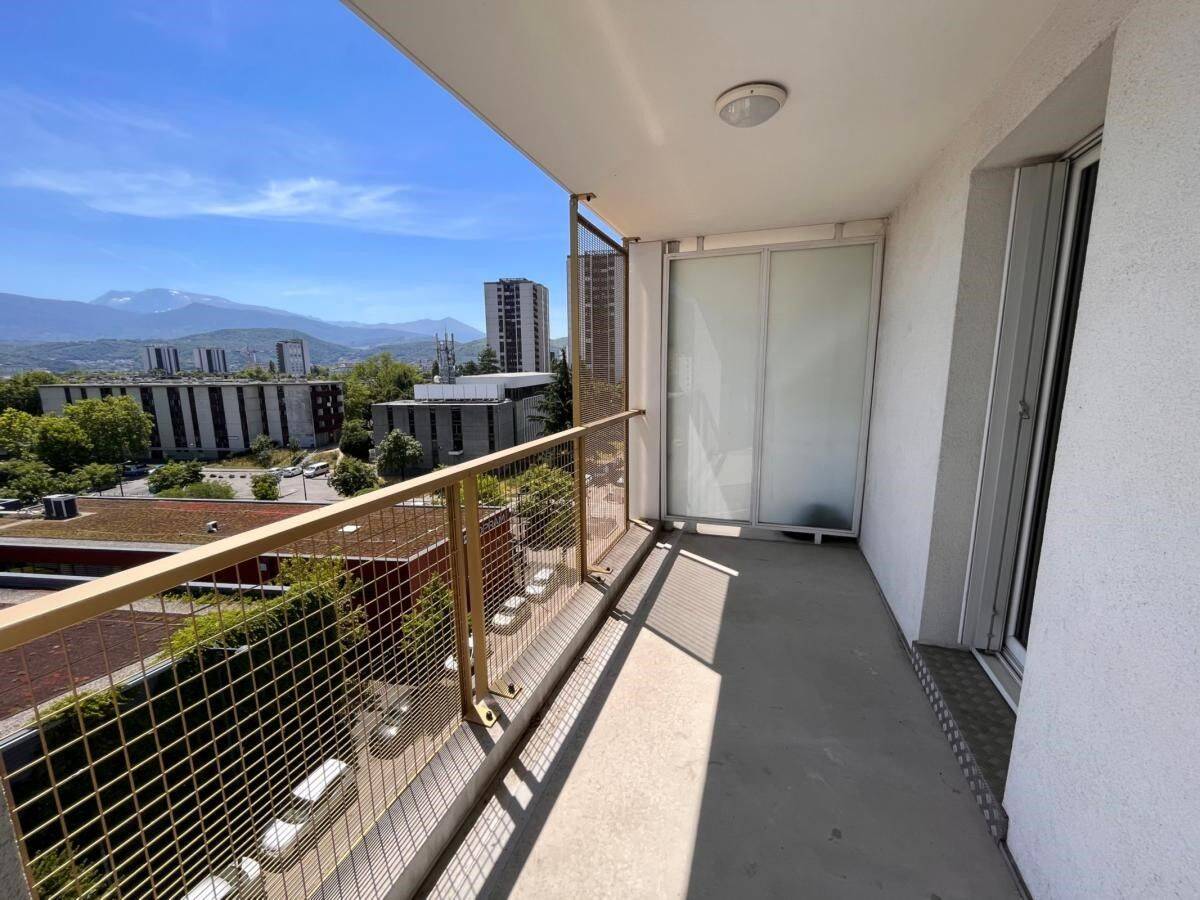 Appartement 3 pièces 64 m² · à Grenoble · 64 m² · 913 €/mois