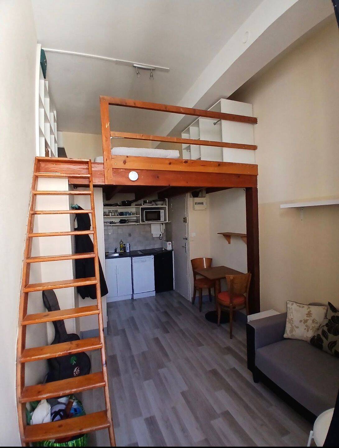 Appartement 1 pièce 18 m² · à Bordeaux · 18 m² · 600 €/mois
