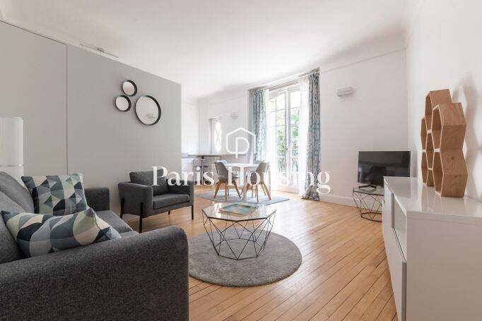 Appartement 3 pièces 75 m² · à Paris 15ème Arrondissement · 75 m² · 2 800 €/mois