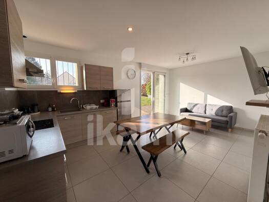 Appartement à vendre 159 000 € 3 pièces 2 chambres 60 m² RDC/2 Clairvaux-les-Lacs 39130