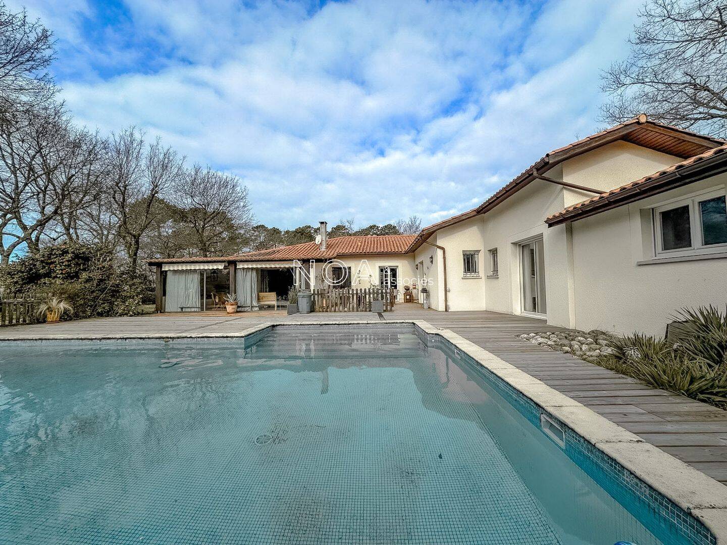Maison 6 pièces 189 m² · à Lanton · 189 m² · 672 750 €