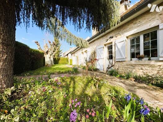 Maison à vendre 470 000 € 7 pièces 4 chambres 220 m² 3 053 m² de terrain Montagny-lès-Beaune 21200