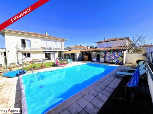 Maison à vendre 270 000 € 7 pièces 5 chambres 220 m² 619 m² de terrain Ouest Aureilhan 65800