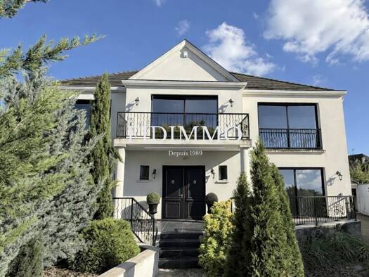 Villa à vendre 1 180 000 € 7 pièces 4 chambres 258 m² 744 m² de terrain Chennevières-sur-Marne 94430
