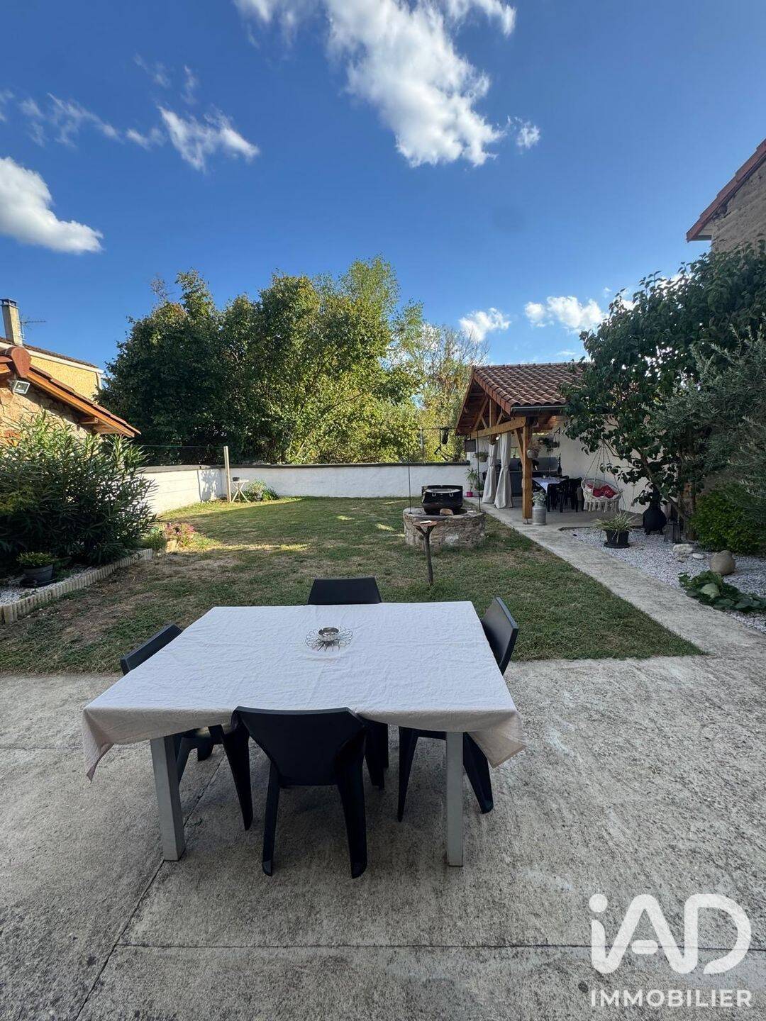 Maison 6 pièces 145 m² · à Lezoux · 145 m² · 303 000 €