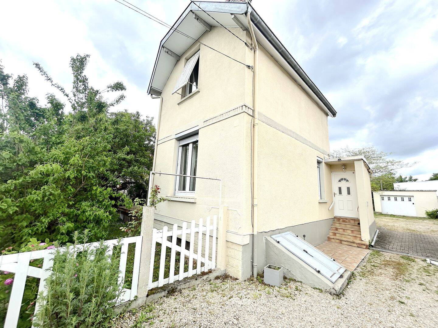 Maison 5 pièces 116 m² · à Dijon · 115,6 m² · 297 000 €