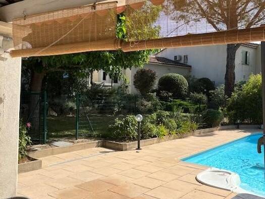 Maison à vendre 695 000 € 5 pièces 4 chambres 145 m² 1 100 m² de terrain La Bouilladisse 13720