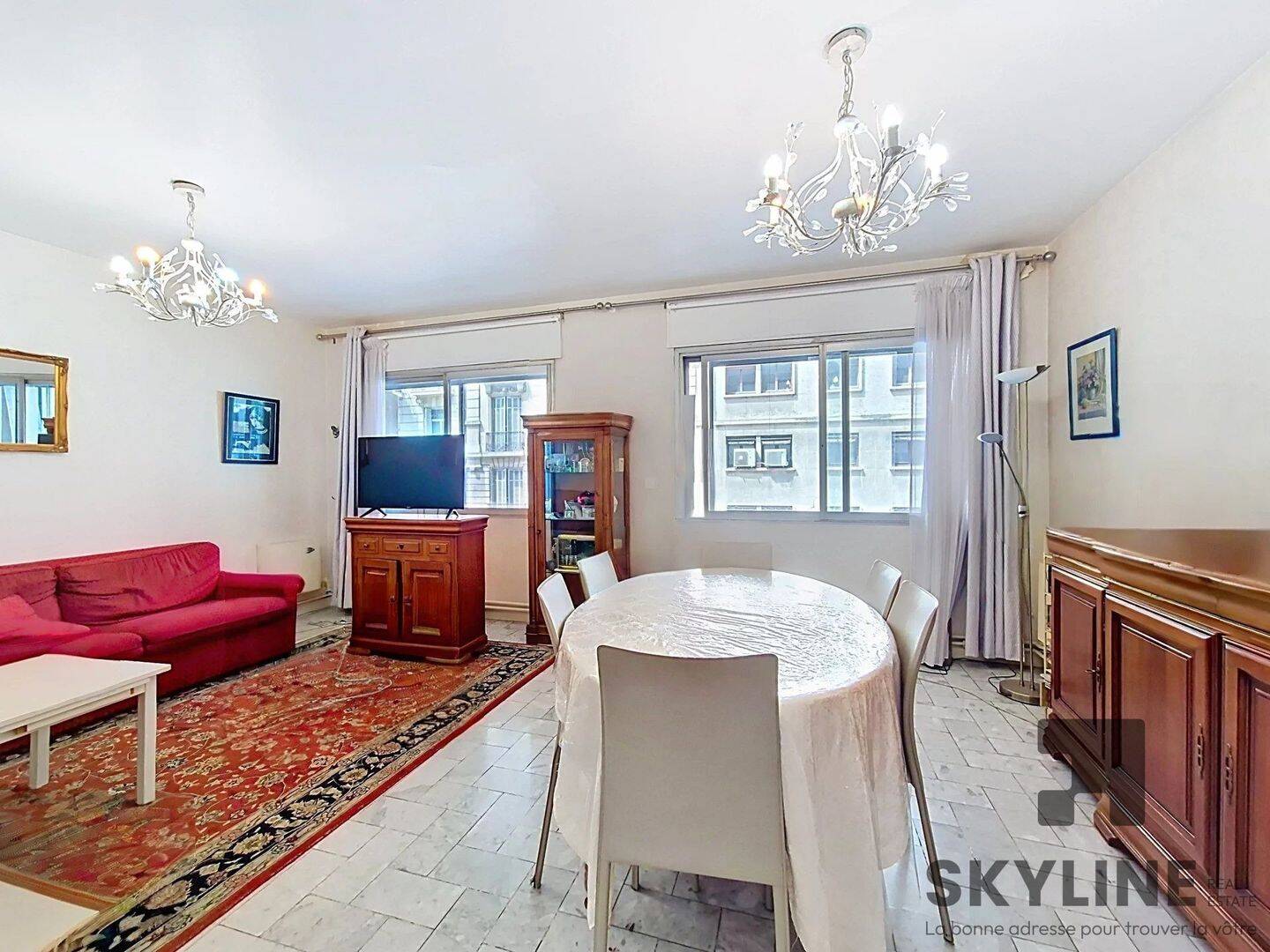 Appartement 4 pièces 121 m² · à Marseille 8ème Arrondissement · 120,9 m² · 426 000 €