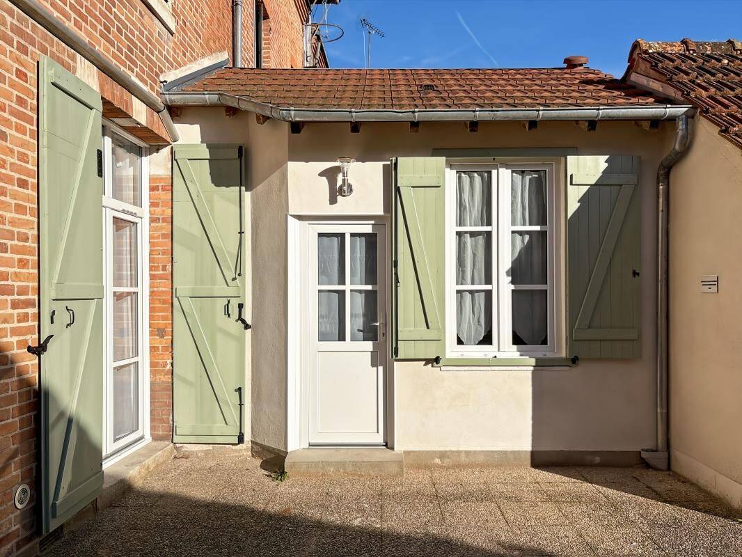 Appartement 2 pièces 23 m² · à La Ferté-Saint-Aubin · 22,7 m² · 600 €