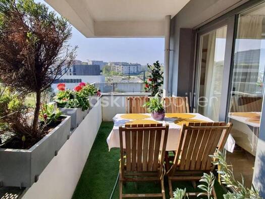 Appartement à vendre 445 000 € 4 pièces 3 chambres 93,8 m² Étage 5/7 Pvé Neuf-Mont d'Est Noisy-le-Grand 93160