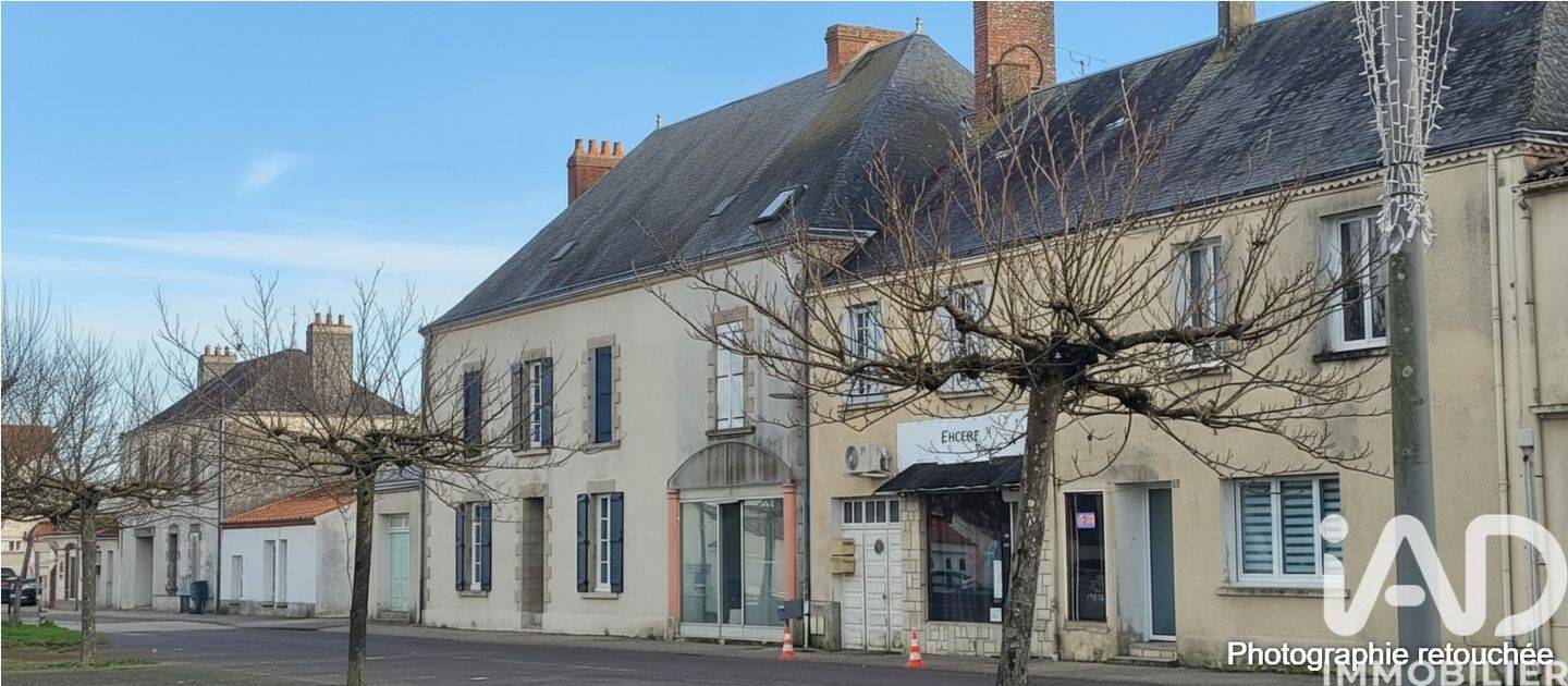 Maison 7 pièces 156 m² · à Nieul-le-Dolent · 156 m² · 189 000 €