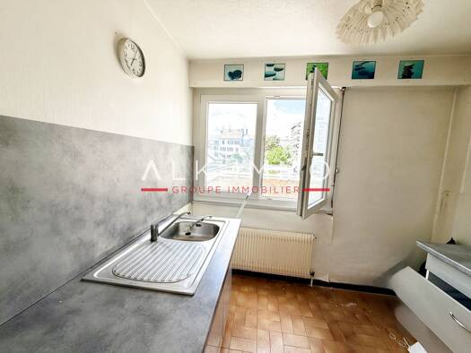 Appartement à vendre 145 000 € 2 pièces 1 chambre 39 m² Étage 1/7 Annemasse 74100