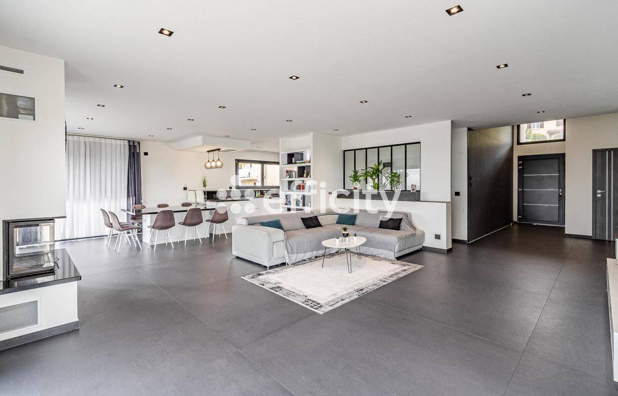 Maison 6 pièces 200 m² · à Limas · 200 m² · 749 000 €